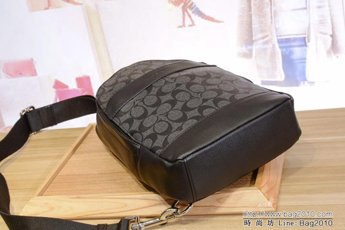 COACH蔻馳 專櫃新款 男士胸包 原版頭層牛皮 71751  Chz1341